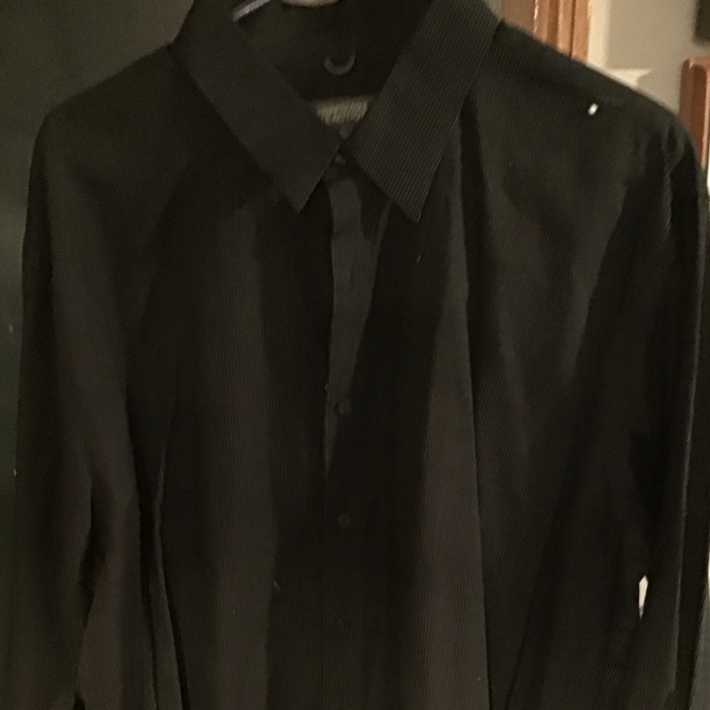 KENETH COLE BLACK DRESS UP WITH WHITE STRIPES XL